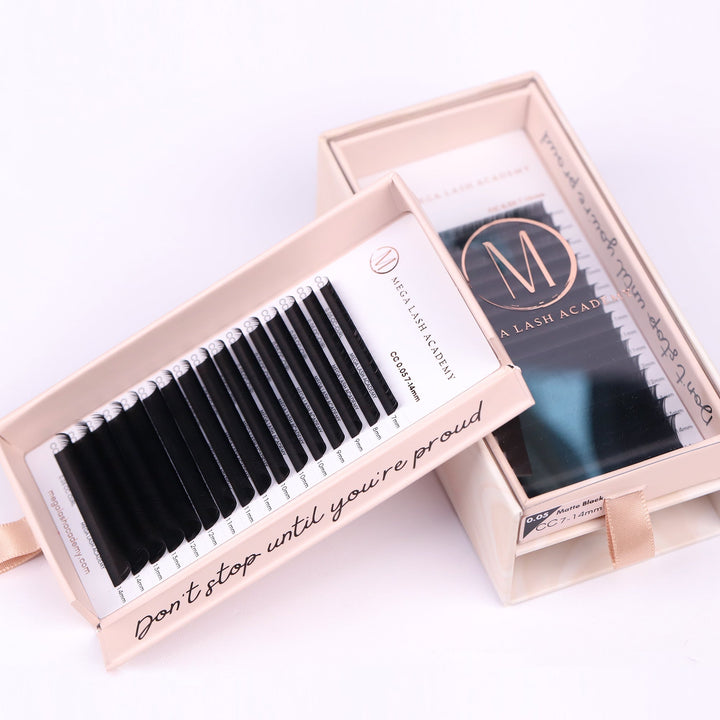 0.02 Cashmere Matte Volume - Double Tray Mega Lash Academy