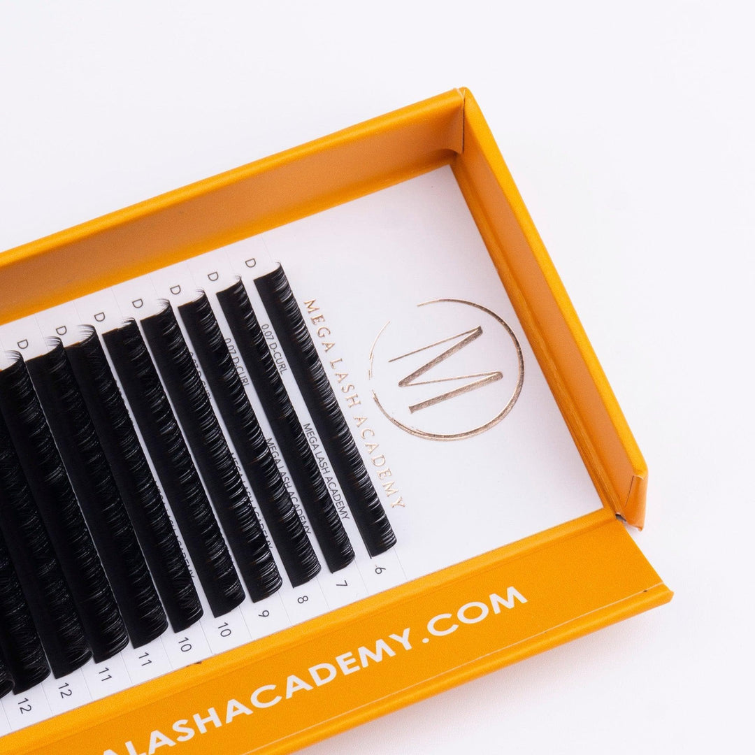 Cashmere Matte Mega Volume Lashes - 0.03 - Mega Lash Academy