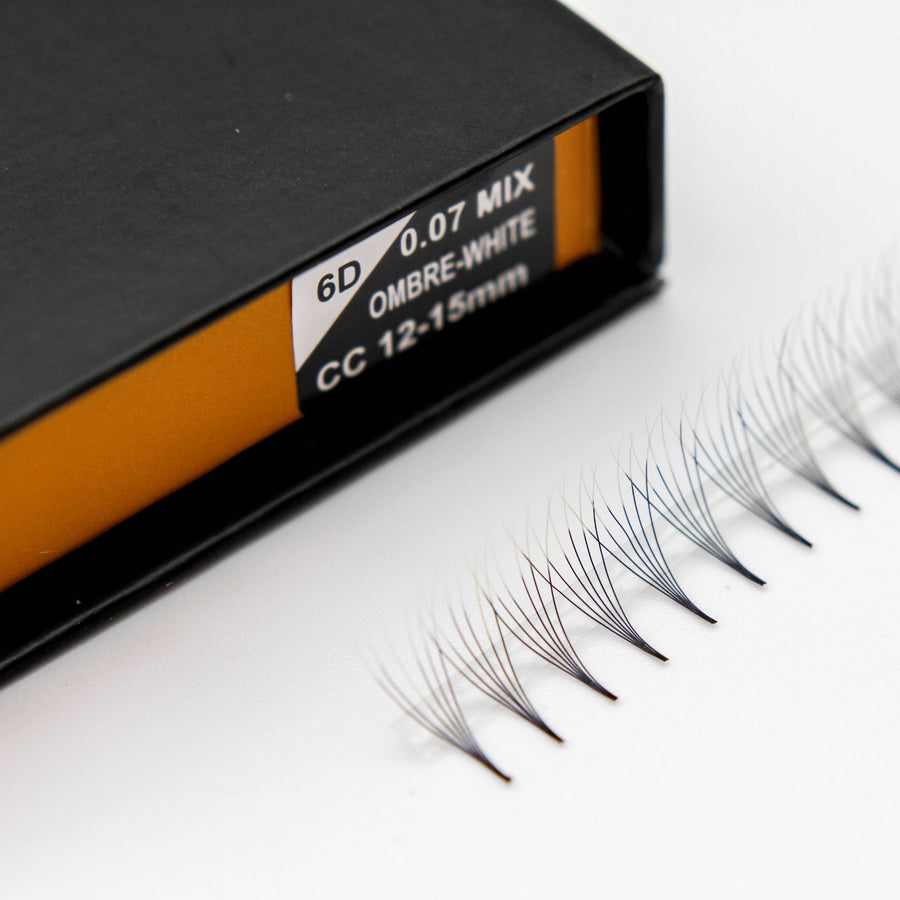 Black/White Ombré 5D Rapid Promade Fans - 600 Fans Promade Fans Mega Lash Academy