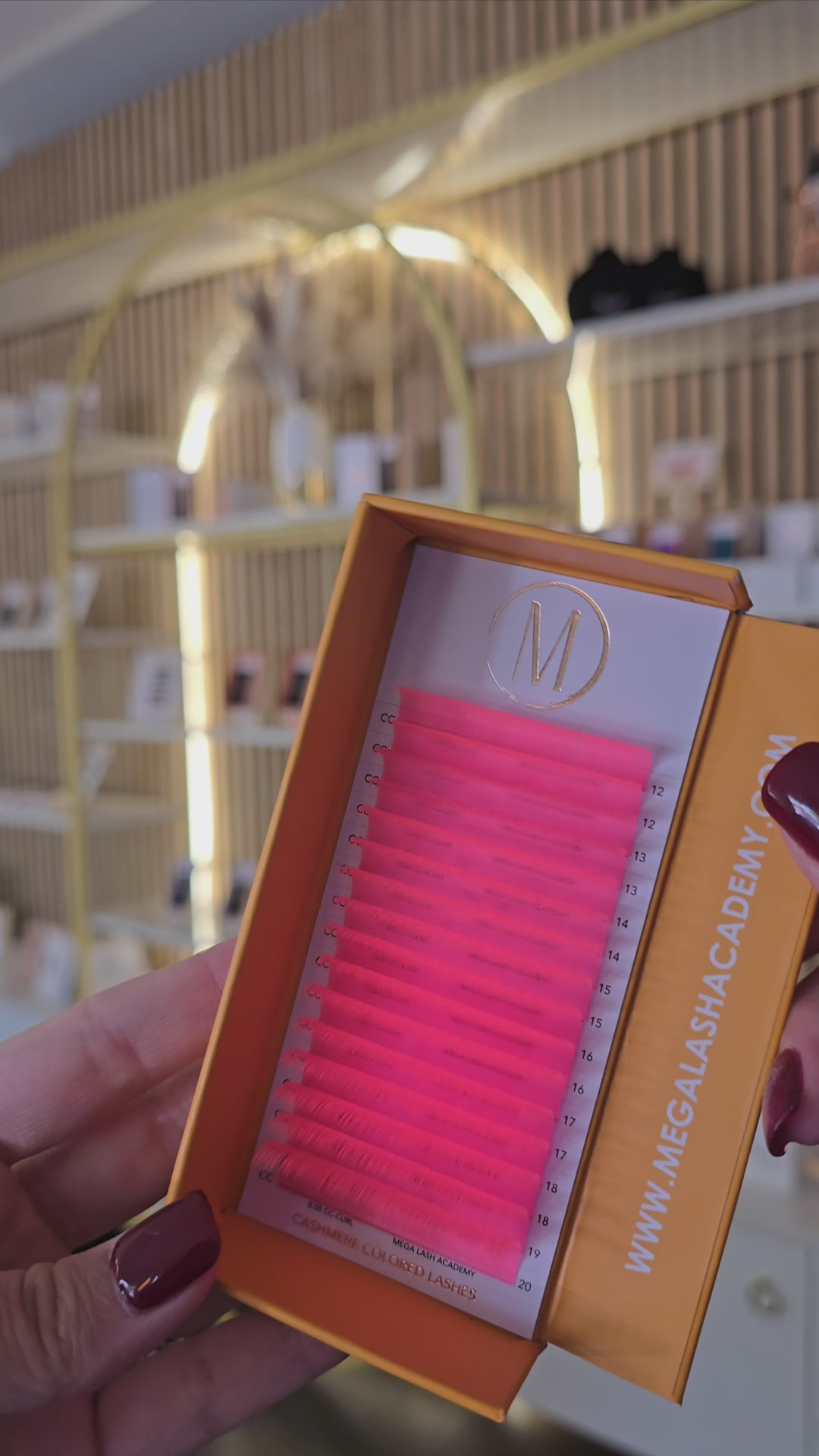 0.05 - Color Cashmere Volume -  UV Pink