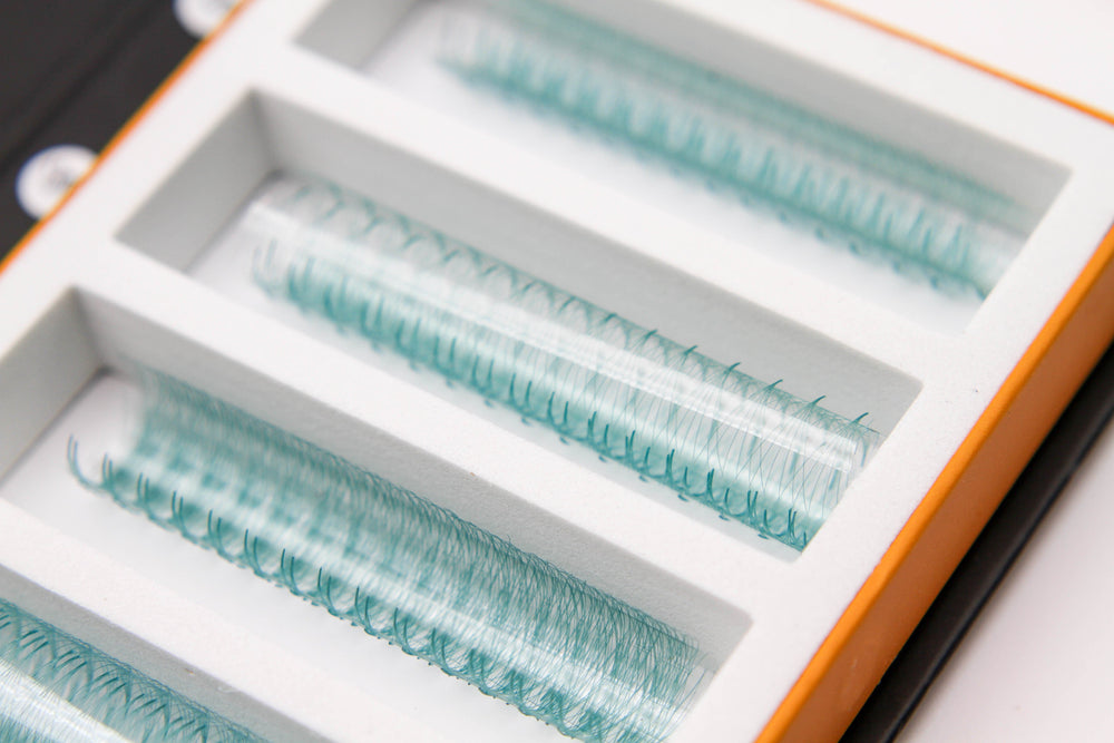 Teal 6D Rapid Promade Fans - 600 Fans Promade Fans Mega Lash Academy