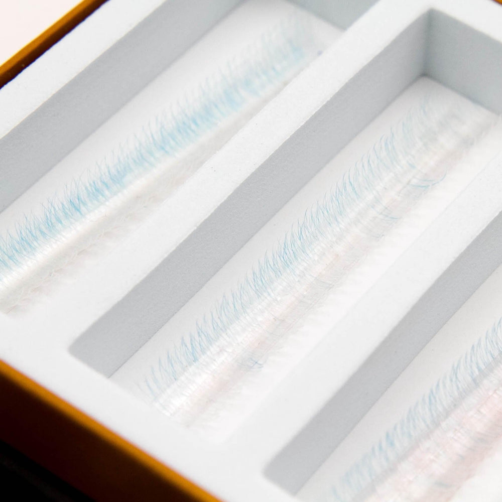 White Blue Ombré 5D Rapid Promade Fans - 600 Fans - Mega Lash Academy