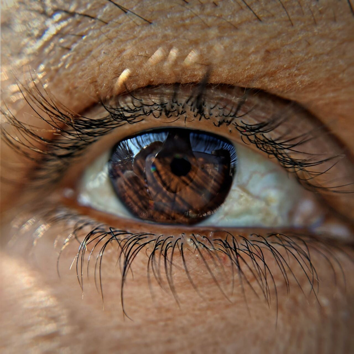 Can I wash my eyelash extensions after 24 hours?