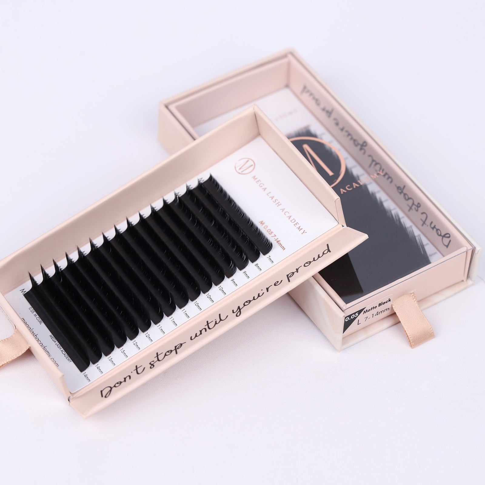 0.05 Cashmere Matte Volume Lash Trays Mega Lash Academy C Mixed 5-8 mm 