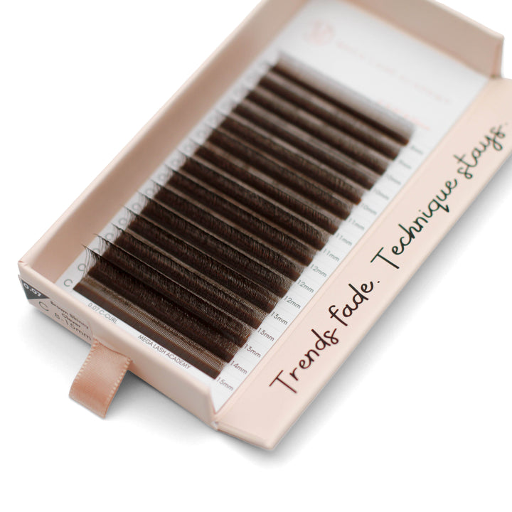 narrow 4D clover brown fairy lash tray for extensions