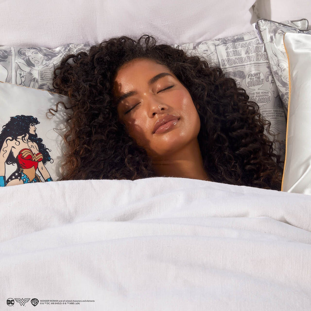 Wonder Woman x Kitsch Satin Pillowcase - Comic Print Pillowcases KITSCH 